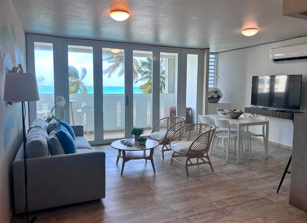 Kasa Brisa Marina Ocean View Balcony Beachfront San Juan Exterior foto